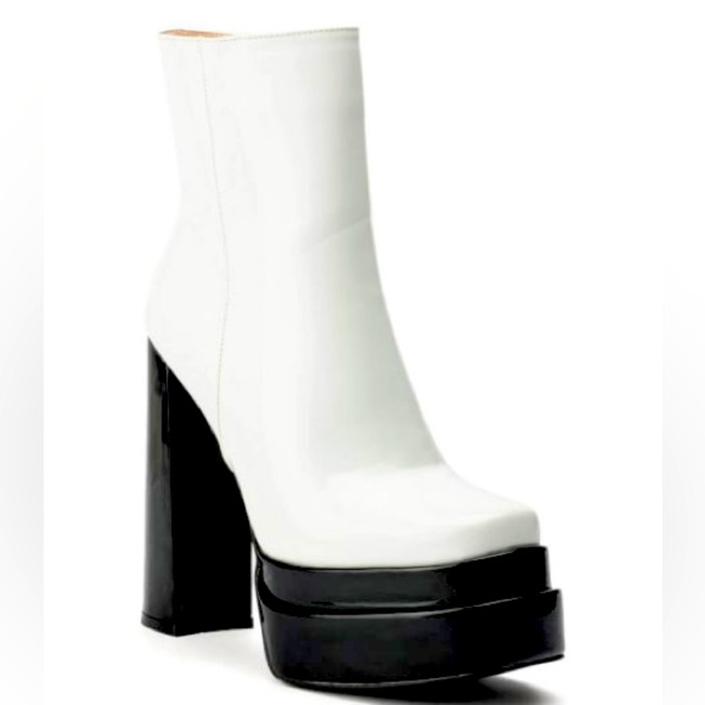 Azalea Wang Black and White Platform High Heel Boots